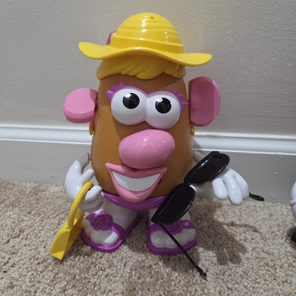 Mr & Mrs Potato Head Bundle - Pirate and Glamgirl Set - Picture 2 of 5
